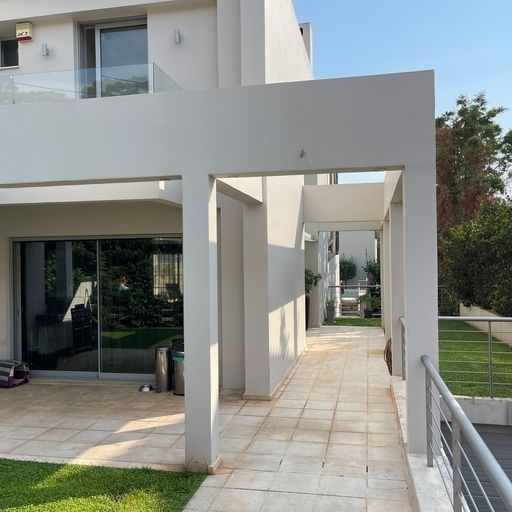 (Προς Ενοικίαση) Κατοικία Μεζονέτα || Ανατολική Αττική/Βάρη-Βάρκιζα - 430 τ.μ, 4 Υ/Δ, 8.000€ 